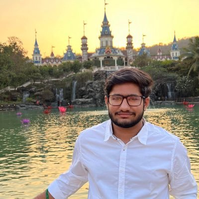 A budding Software Engineer who is also a CBM lover and a hardcore cricket fan, hence I'm as twitterati as anyone can get. Oh, and also an occasional Anime fan