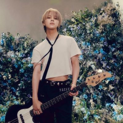 with jimin till the end 🇰🇷🇺🇸 PJM¹³ FACE & MUSE 💛 With Jimin till the end 💛