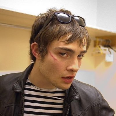 otaviorzx's profile picture. for the girls and the gays