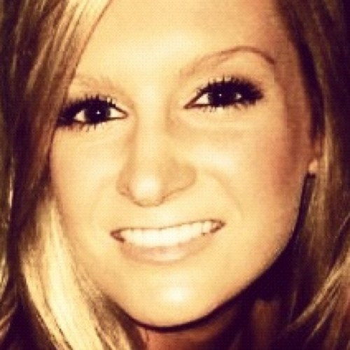 VanessaElise_'s profile picture. 