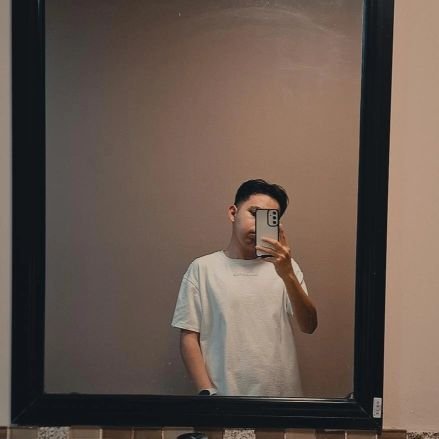 Music producer 🎶 and future Graphic Designer.
- Our reflection on eternity