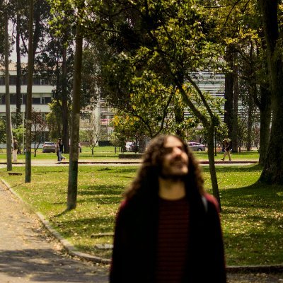 lover of all things Linguistics and other assorted paraphernalia. also melee, big melee guy. likes taking pictures, too, sometimes. (he's) :) 🇻🇪, supports🇵🇸