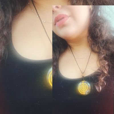 37 anos.
Mãe de ♂.
Esposa 💏.
Cristã. ✝
Progressista.