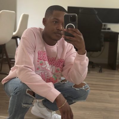 ZaylordLeo's profile picture. Show me what that heart do. I stream video games too.