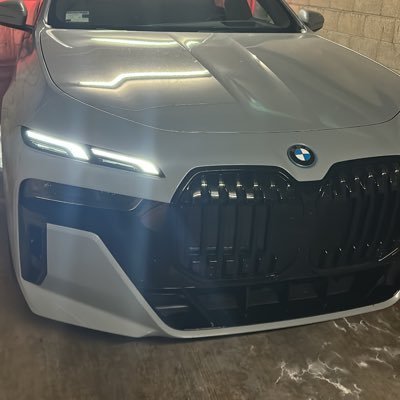 Artkrisper62892's profile picture. 