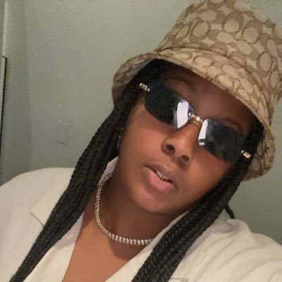 “The Vibe Curator”✨ BKG: bookdjlc@gmail.com 📩, Highschool Girls Basketball Coach ⛹🏾♀️, UH Alumni 👩🏾🎓🐾