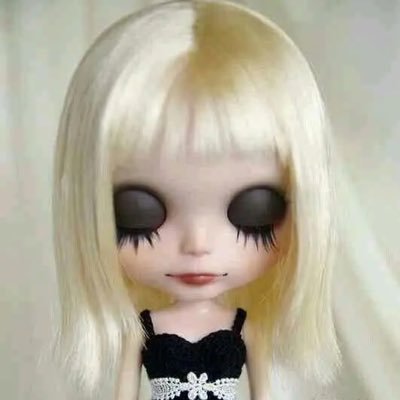 NSFW 18+ / petite rave freak / size queen / all msgs answered on OF or $10 dm fee