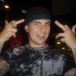 not even stars last forever. ☆.ᐟ🦇 i dont know what im doing !!! silly little guy + httk apologist #a7xtwt