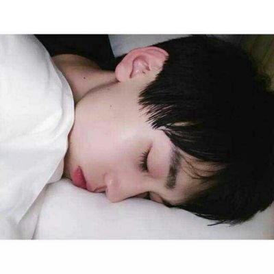 ZhaoJ90682's profile picture. 