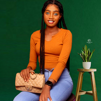 Sadiajogeh's profile picture. 