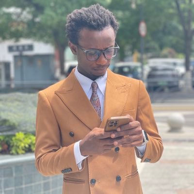||Accra Academy’ 17|| KNUST’ 21👨🎓||CTGU’ 24🇨🇳👨⚕️. @FCBARCELONA ❤️💙 Cancer Research enthusiast 🔬. email: dawuteyprince90@gmail.com