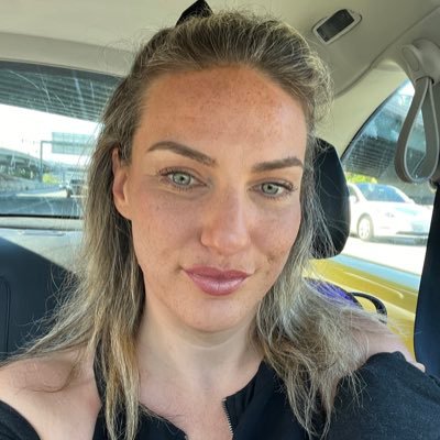 goldstaralbum's profile picture. if ur a bird, i'm a bird. Let's Tweet!