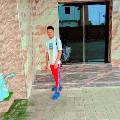 AAlex31848's profile picture. 