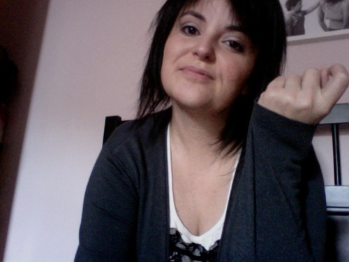 Ana Calha de regresso à escrita com o novo blog. A par do projecto Prà Vida Real: aulas de conversação de inglês para jovens e adultos. Coaching de Diálogo.
