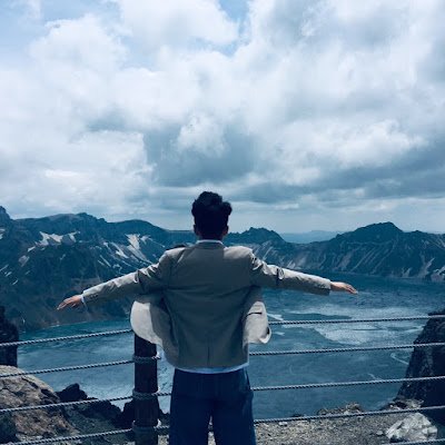 szk_hung's profile picture. 