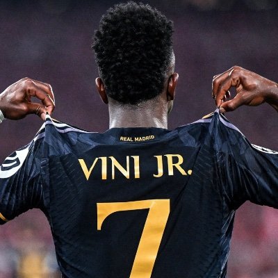 dcfamily365482's profile picture. 