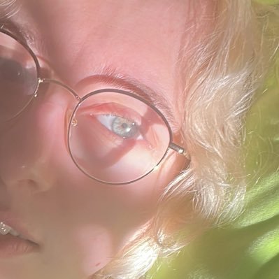 He/They ~ 29 ~ Cloudy boi ~🏳️🌈 ~ Catalan ~ Froggy Chair energy ~ ENTP