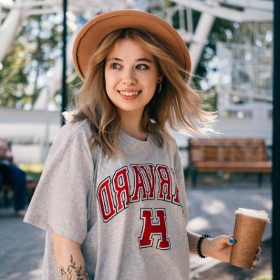 ✧💎 Web 3.0 Designer & AI - Investor ✧ Art History @columbia ✧ 🌐 Exploring the Future of Blockchain and AI 🌐 #BTC, #TON, #ETH, #NFTs & sometime #Stocks. 🦄