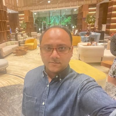 Media..Sports..Politics..Movies..Advertising...Sales..Music....Travel...Tweets personal😊