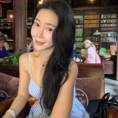My name is Susan. My ancestral home is Korea. I like traveling. I like the culture of different countries. I hope to make more friends here.🥰🥰
