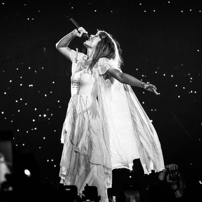 angevermore13's profile picture. i'm the problem, it's me