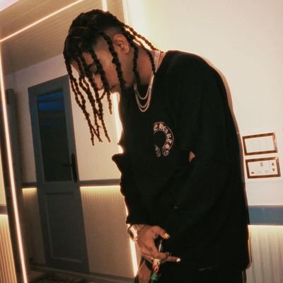 Rare__Poison's profile picture. - She loves like the angel, She sins like the devil.☠ • Everything in God's timing ♡• @MCStanOfficial for Life •