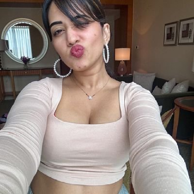 Actress | Models |Porn$tar$
Just Enjoy The Post's No Hate🚫