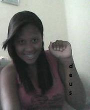 Forte é aquele que não desiste dos seus sonhos mesmo com tantas dificuldades no caminho.Sou Fã do  meu bbe @luansantana e dona do fc @NegasNegasdolu ♥