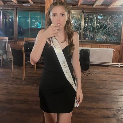 bananeipek's profile picture. liseyi çok özledim