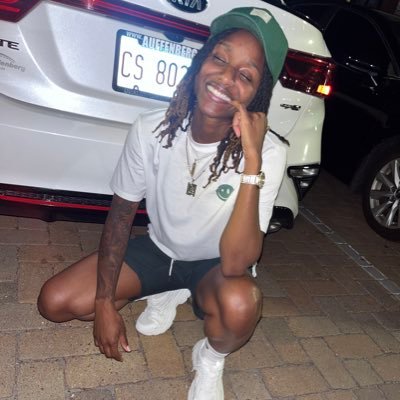 25. insta: officiallybabyt_ CEO of Variety Pack 👩🏾💼