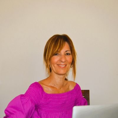 Psicóloga en continua construcción, observadora de lo ajeno y de lo propio. Si me dejas, te acompaño... #Psicología #Mujer #Feminismos #Interseccionalidad
