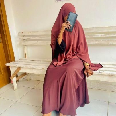 DarenkaAamusan🤐
Nin Madow Marwadiisa🧕
Sunni9717@gmail.com
https://t.co/UvsaURut8c