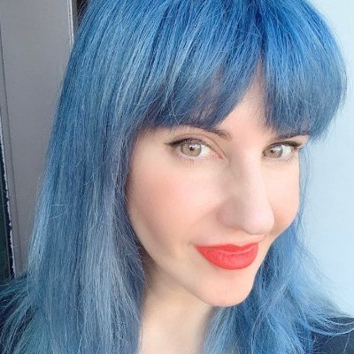 TV Writer. Bi-conic. Liz Taylor of the Midwest. Writer of the Lizzie McGuire bra episode & author of THE CRONE ZONE out September 2. Link to preorder below!