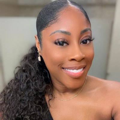 I’m on here to laugh and dassssit | 💗💚 TikTok: @NellieNel5