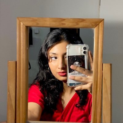 flophairera's profile picture. 🍣