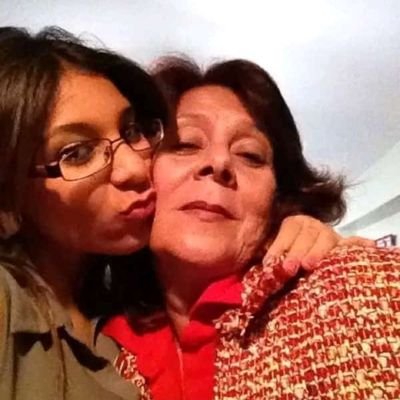 Abogado. Escribo y comento de todo un poco. Abuela de Alessandro y Jesús Isaías. Venezuela, Miranda.
