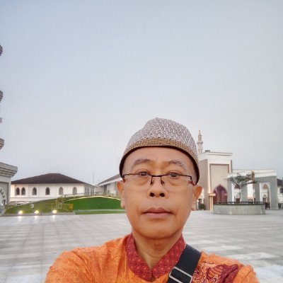 Ayah pencari nafkah halal, marketing KTA bank Asing (bukan PINJOL), BPKB mobil & motor, Pinjaman dgn jaminan SHM rumah. Mengikuti Ijtima ulama. No cebong LGBT