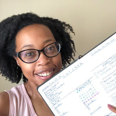 Blerd from Ohio. Writer, dreamer, side hustler. Weekly videos about messy minimalist bullet journaling https://t.co/WXaEBZWqny
