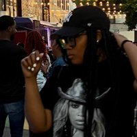 Desiree (@desiree__hadley) 's Twitter Profile