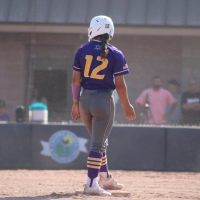 •Lady Dukes Nat- Mayfeild• 4.2 GPA•Mid IF/OF•IG-keilynburns_class2027•GHHS softball/VB•UNCOMMITTED•LD #65• email: keilyn11sb@gmail.com• NCAA ID: 2401190778