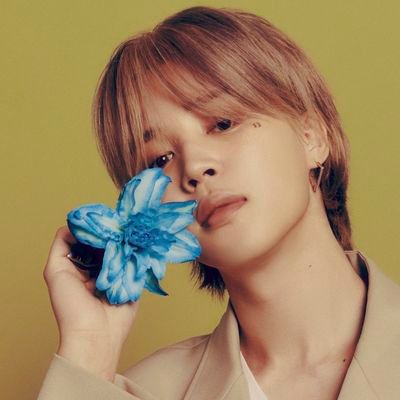 Keating89820892's profile picture. 우리지민🐥걷는것도👣뽀짝뽀짝👶🏻천사인지👼요정인지🧚‍♂️아니면🙅‍♂️병아린지🐤형아챙겨💦동생챙겨💦친구챙겨💦아미챙겨💦다정보스✨노래잘해🎶음색쩔어👍댄싱머신🕺우리애기🧶성격은❓완전쾌남 !! 노력은 !? 이길자신 없어❌ 치미아빠🖤 건들이면 🗣️ 니인생👀 끝장난다🤬👺