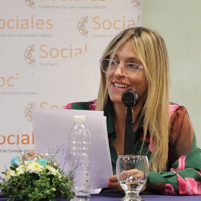 Decana de la FACSO- UNICEN- Argentina. Docente, Política Educativa, Formación Docente.