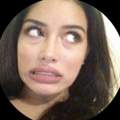 normalgrllll's profile picture. 