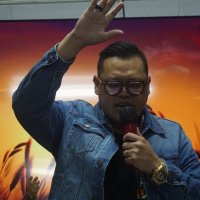 Reza Bukan (@rezabukanasli) 's Twitter Profile