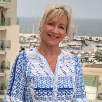 Caroline Adam (@caradam19) Twitter profile photo
