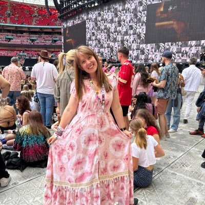 THE LOOK ON YOUR FACE💜Fibromyalgia 🥄✨ Taylor Swift ✨ Maisie Peters🖤 ⭐️ |31| 🏴 |MP x 1| she/her
