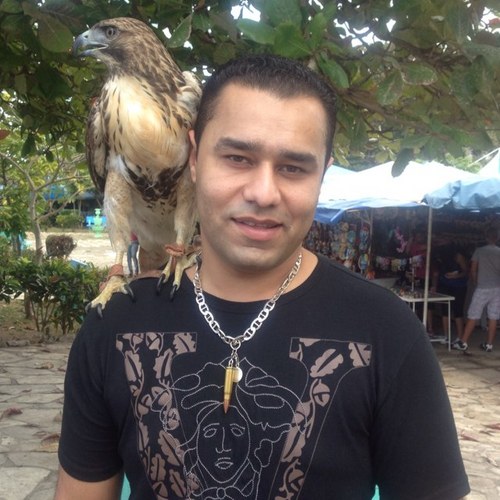 bullet84_ht's profile picture. Yo I dont need an introduction n shit .. 80's hustla ridin wit AK banana clip .. Still heatin up yo bitches clit ..