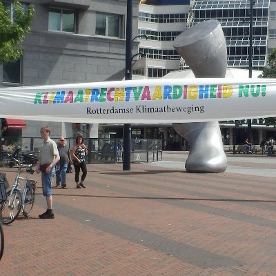 Deze pagina wordt beheerd door een coalitie van Rotterdamse klimaat activisten. Houd ons in de gaten voor demonstraties/events/info omtrent Klimaat in 010.
