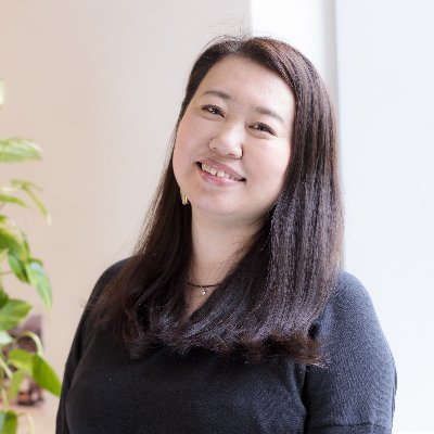 広告制作会社│フリーペーパー発行│世弥きく代に師事│劇団員│外資系生保CSR│ダンス│産後うつ│演劇セラピー│マドレボニータ│ETIC.│@DrivecareerETIC の中の人│アミティニ │ たまに呟きながら考えことをします
