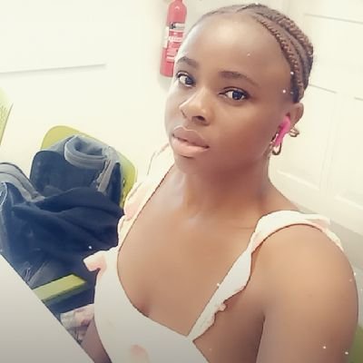 LADY_HELENA_'s profile picture. 